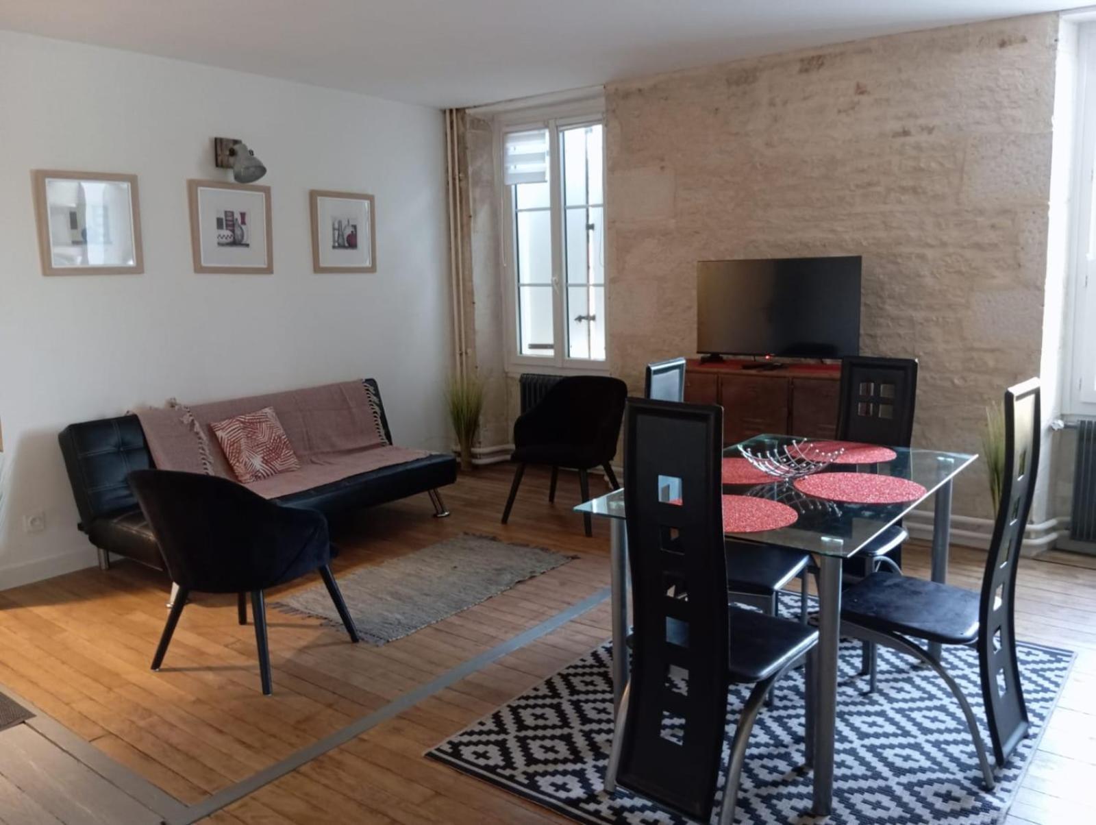 Apartmán Au Bord De L'Eau Coulon Exteriér fotografie